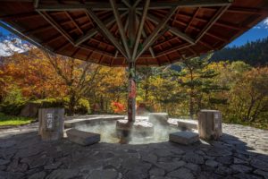 栃尾温泉の足湯